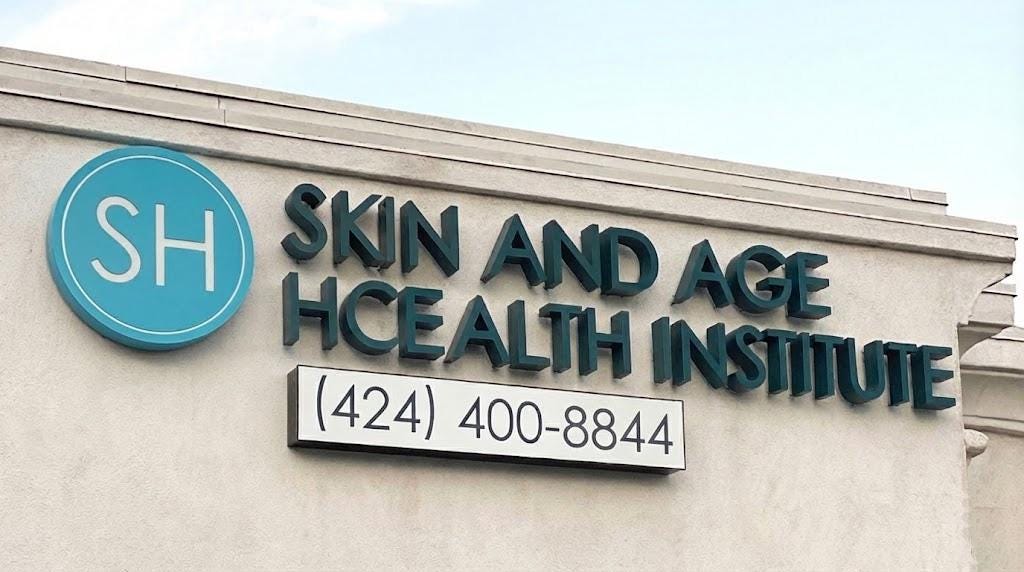 Detail or illuminated view - custom front-lit LED storefront business signs